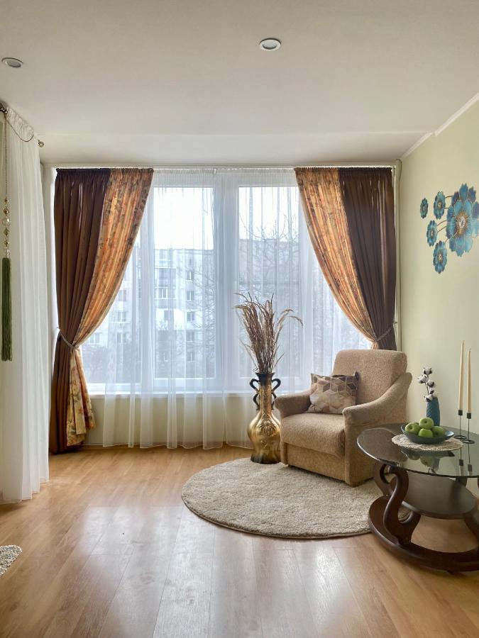 Центр. Острозького. Простора Та Комфортна. 2 Спальні Ternopil Exteriér fotografie